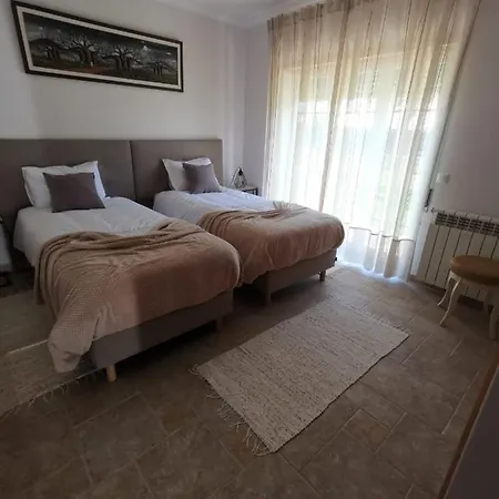 Lala Amoreira (Leiria)